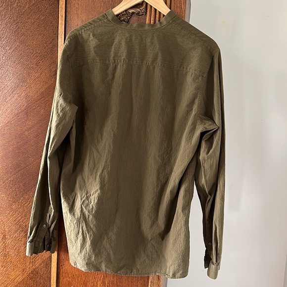 COS Mens Button Down Long Sleeve Shirt in Olive Green - Picture 3 of 3